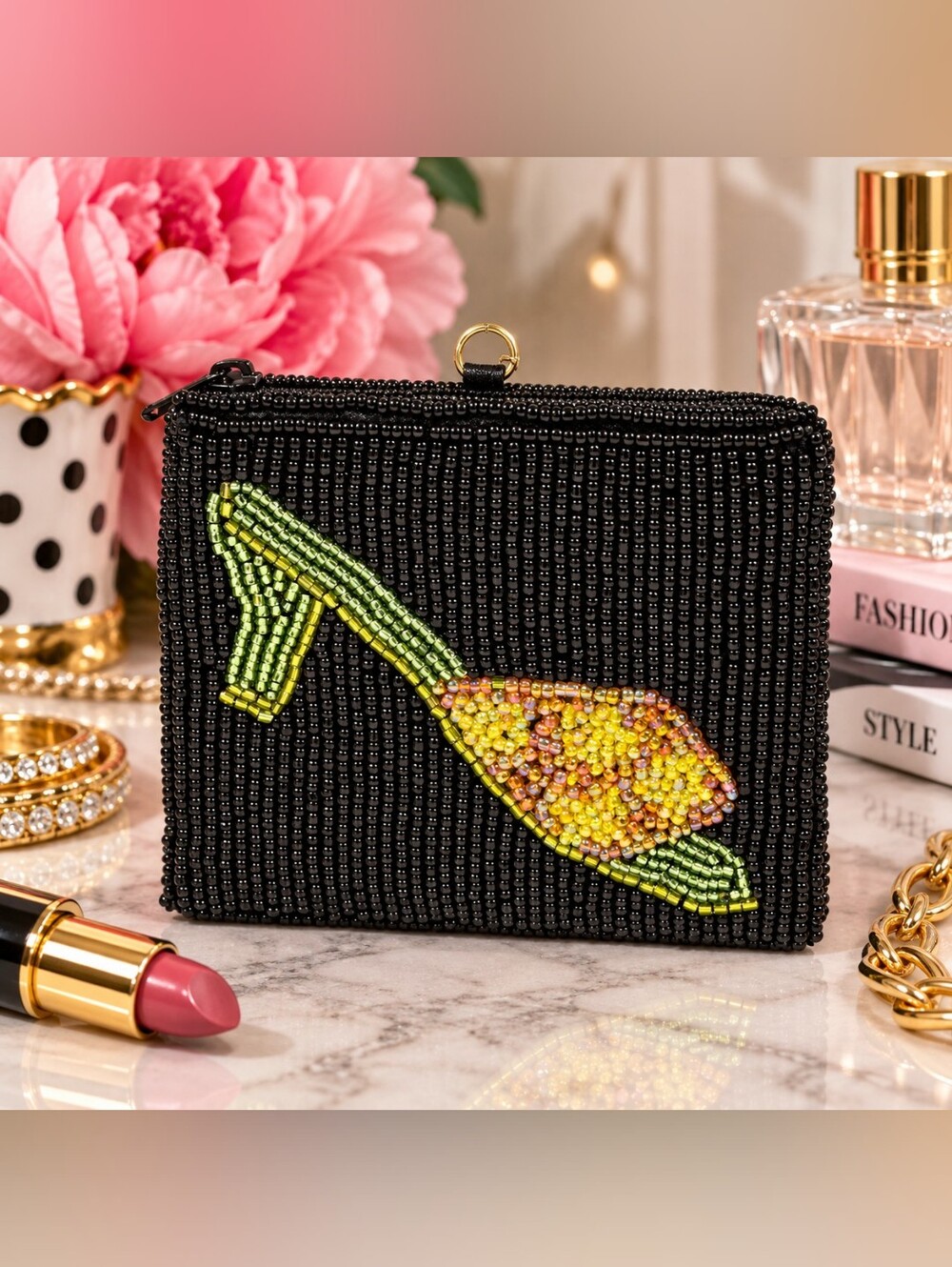 👠 Calling All Shoe Addicts! Vintage Beaded Kitten Heel Coin Purse